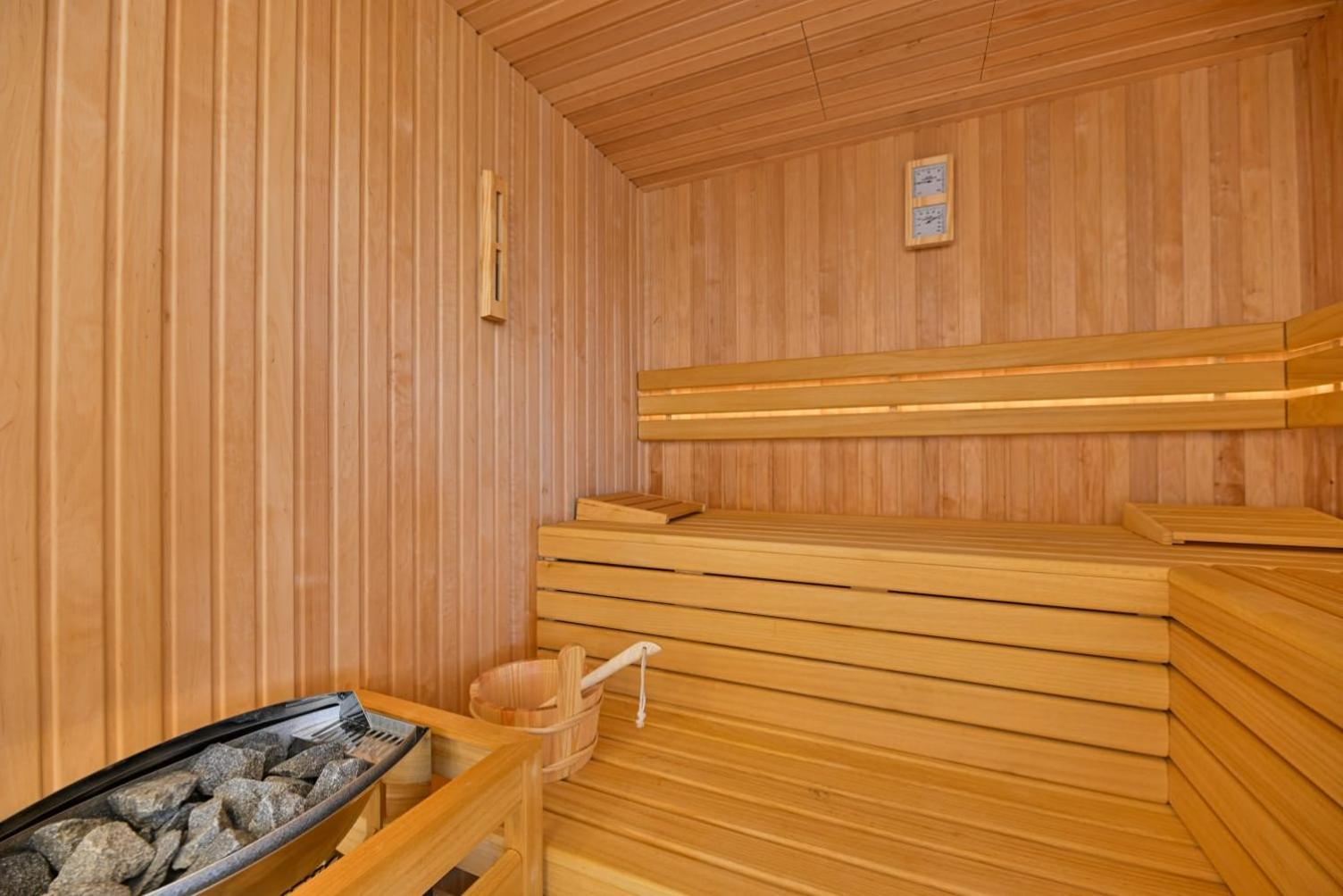 Villa Rozana - Beachfront Wellness Retreat Seget Vranjica Exterior foto