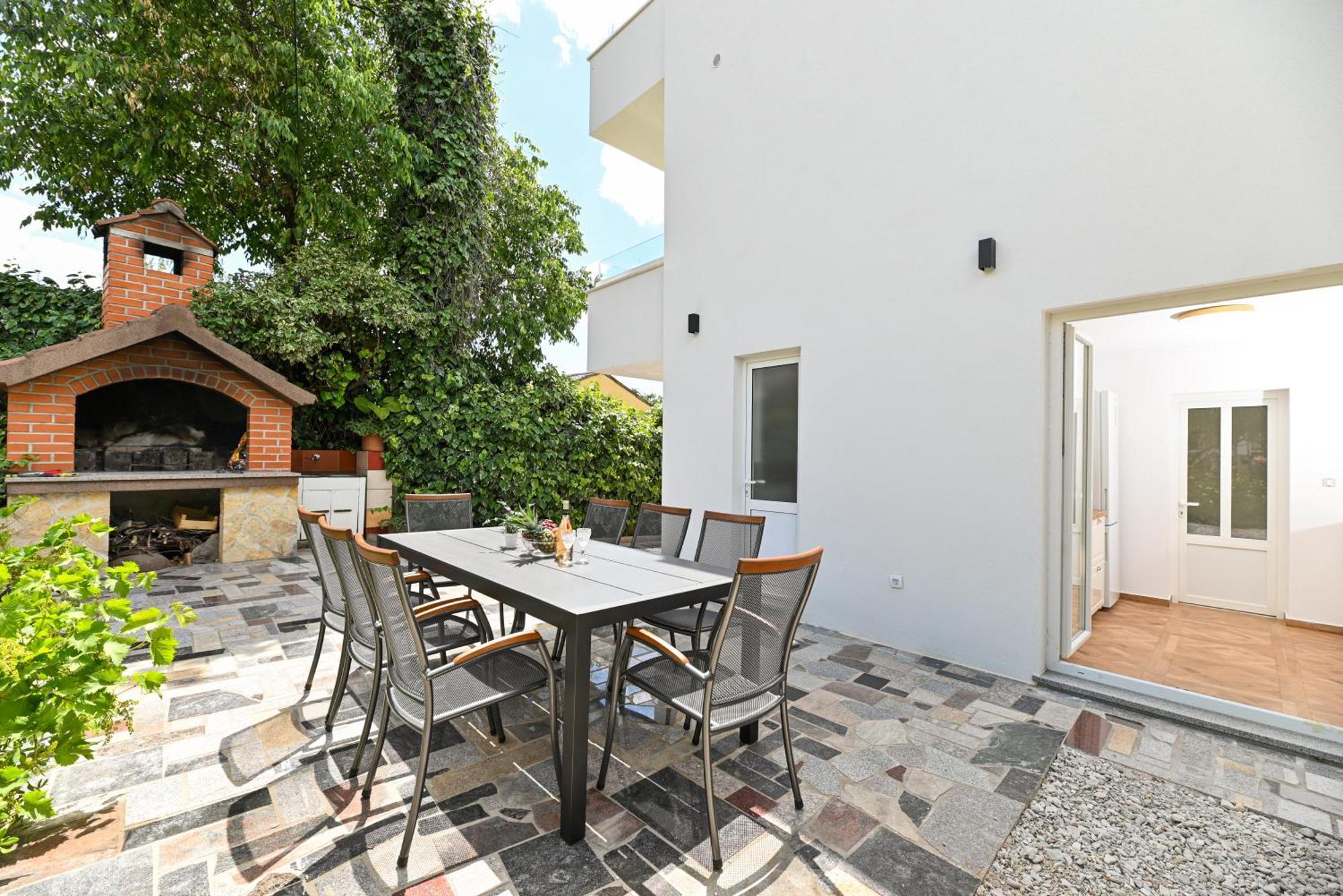 Villa Rozana - Beachfront Wellness Retreat Seget Vranjica Exterior foto